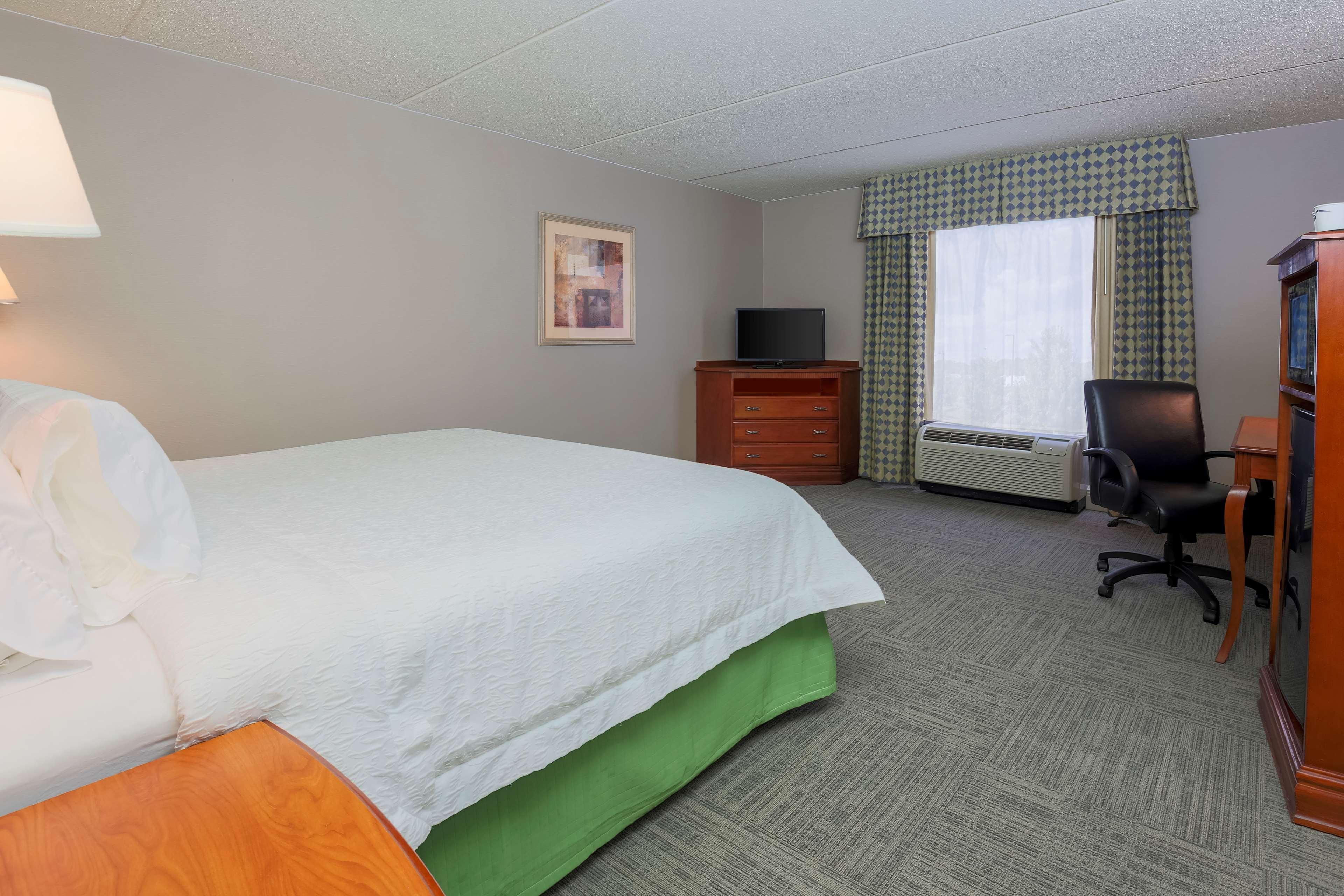 Hampton Inn & Suites West Haven Εξωτερικό φωτογραφία