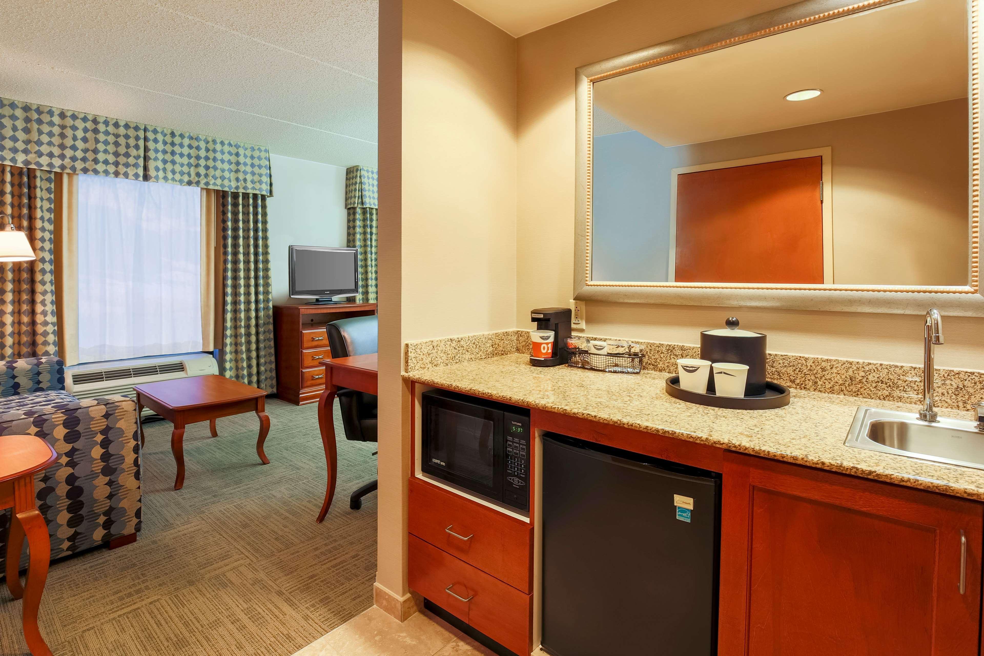 Hampton Inn & Suites West Haven Εξωτερικό φωτογραφία