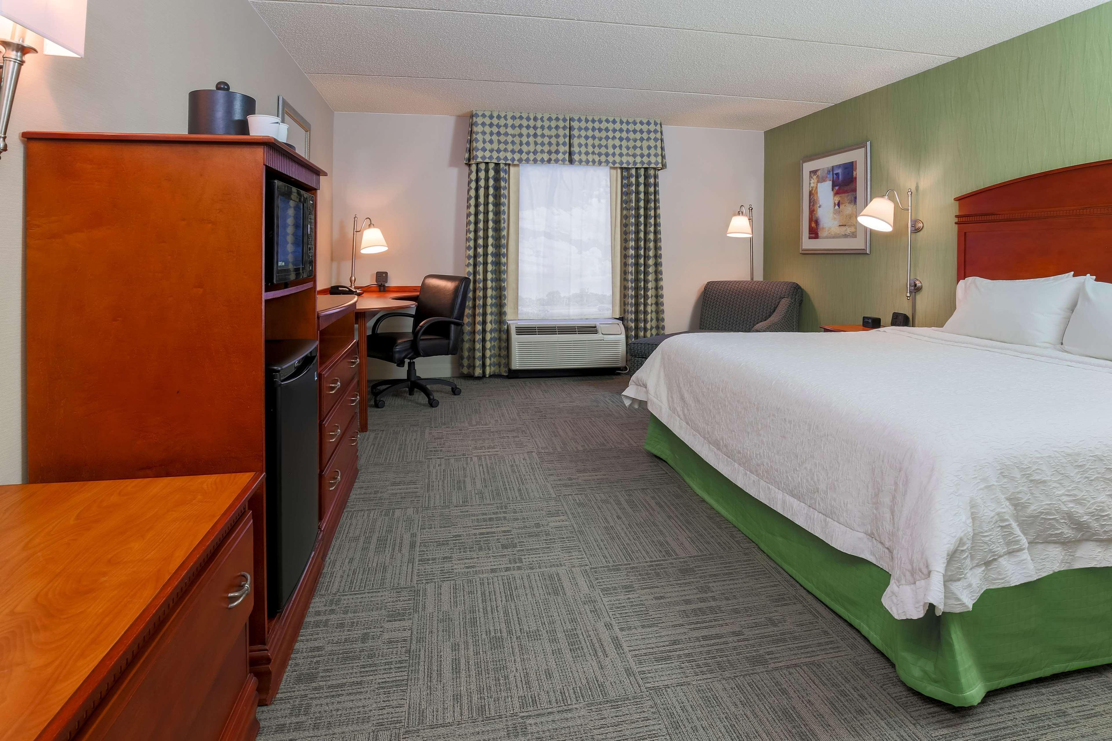 Hampton Inn & Suites West Haven Εξωτερικό φωτογραφία