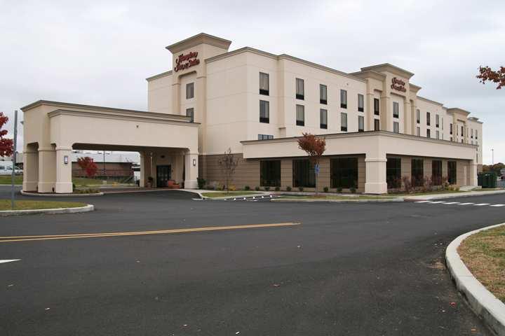 Hampton Inn & Suites West Haven Εξωτερικό φωτογραφία